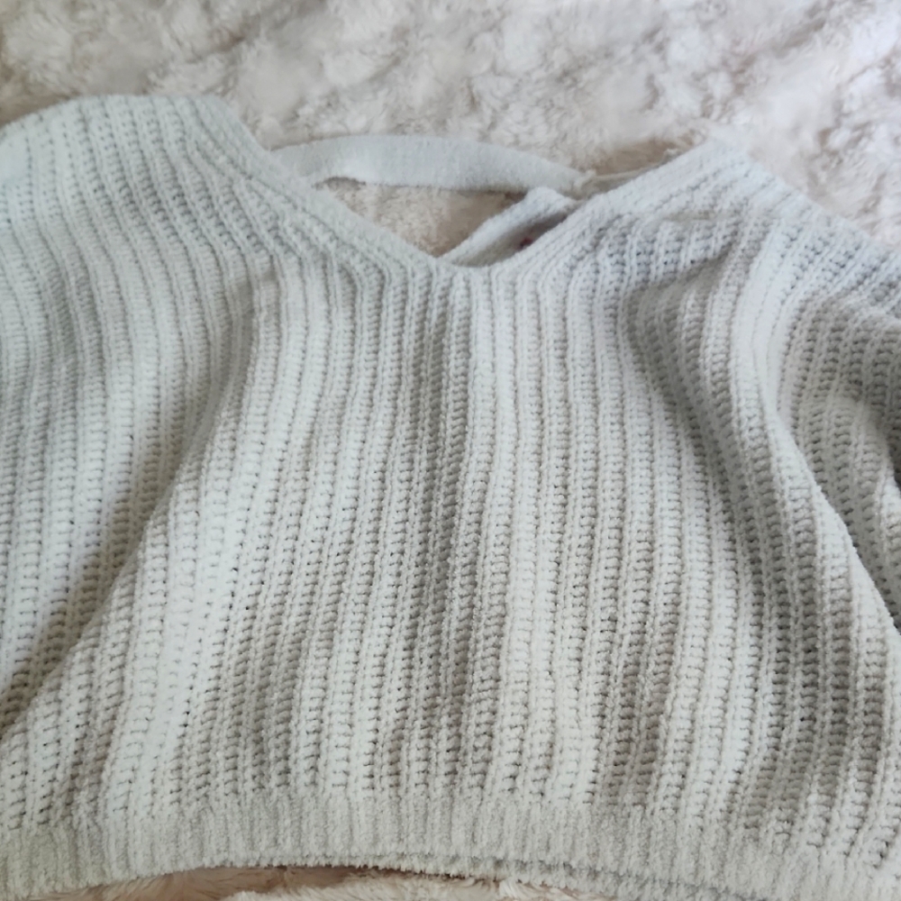 Pink Republic Soft Cream V-Neck Sweater